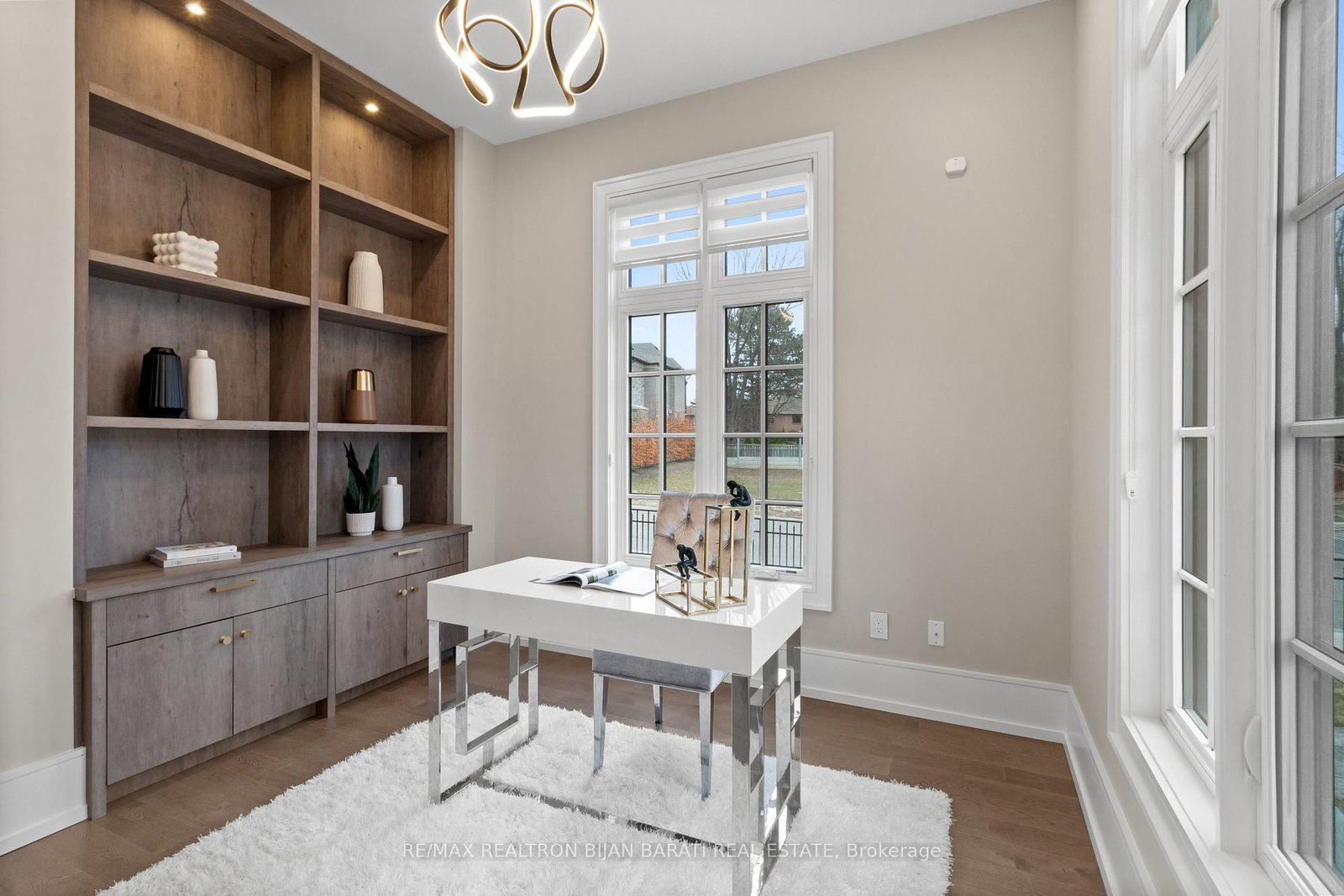 29 Ballyconnor Court • Toronto, ON photo 21