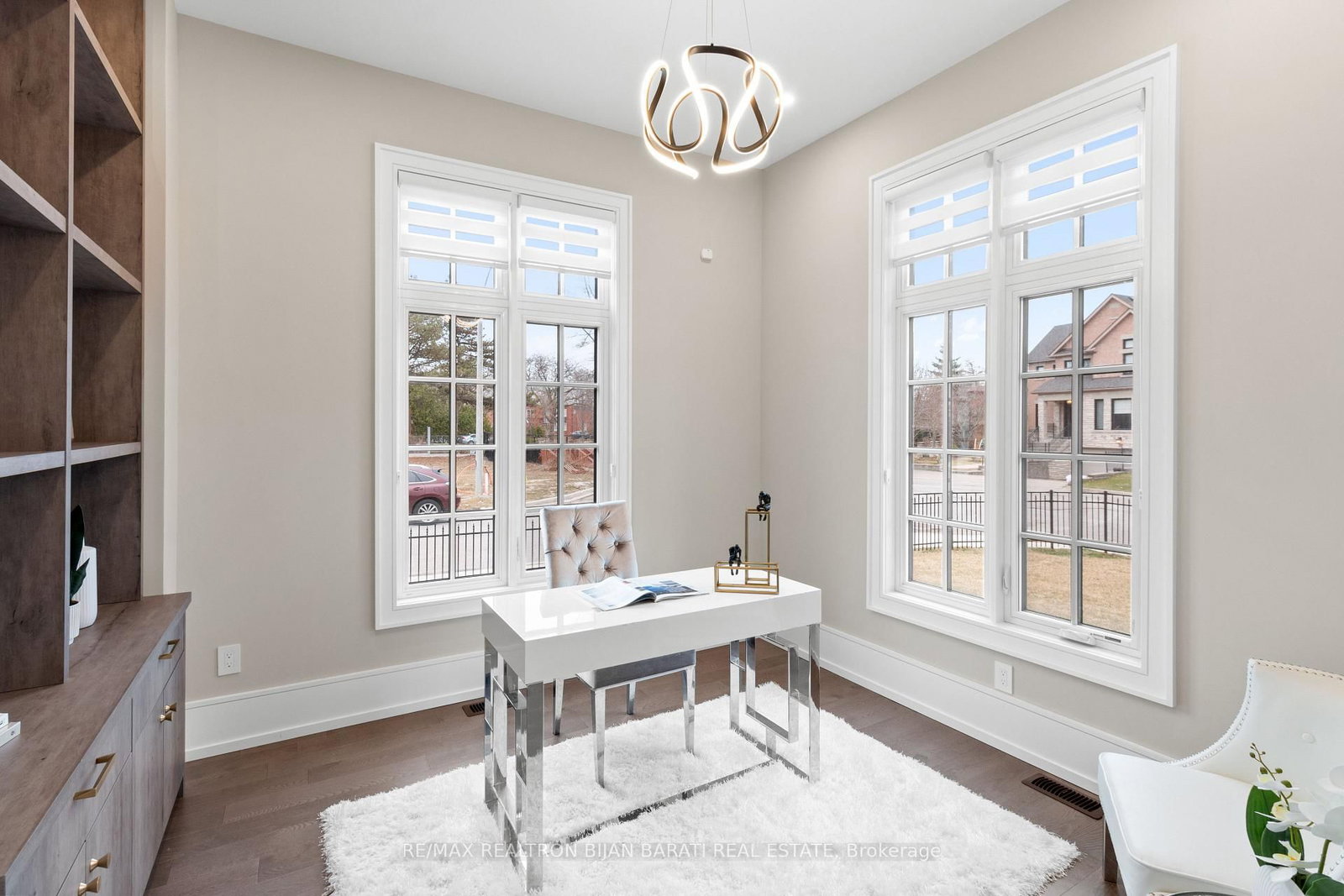 29 Ballyconnor Court • Toronto, ON photo 22