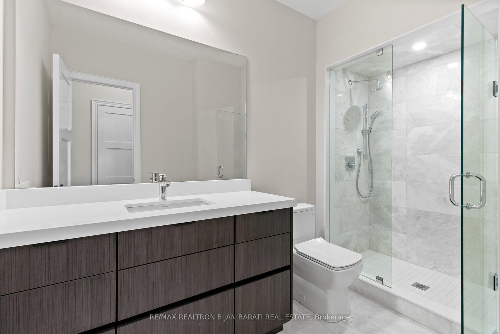 29 Ballyconnor Court • Toronto, ON photo 42