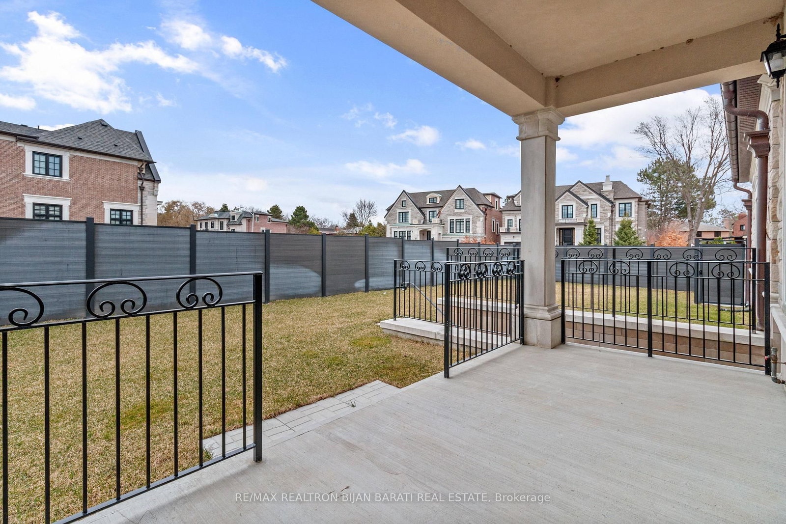 29 Ballyconnor Court • Toronto, ON photo 47