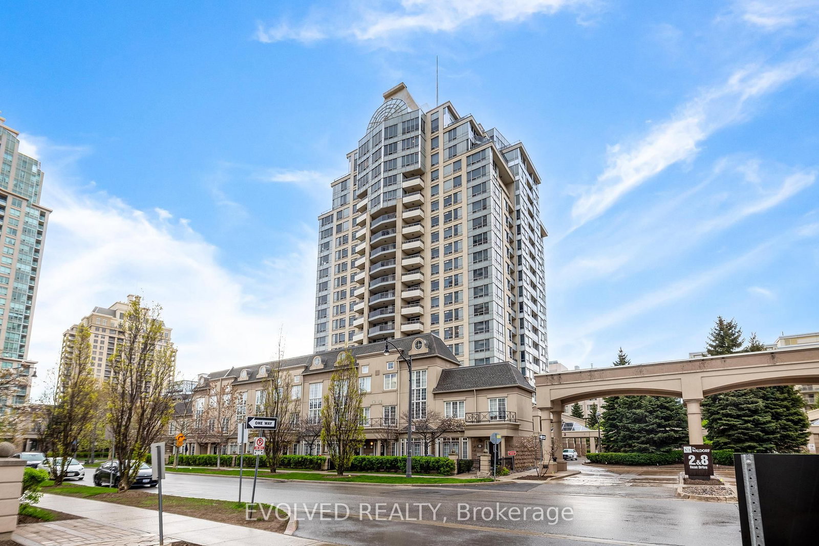 2 Rean Drive, Unit 2008