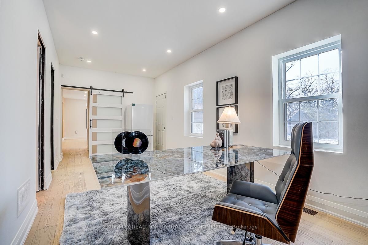 324 Old Yonge Street - Photo 8