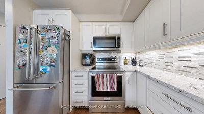 10 W Queens Quay • #408 • Toronto, ON
