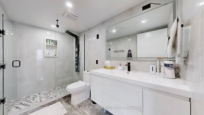 10 W Queens Quay • #408 • Toronto, ON