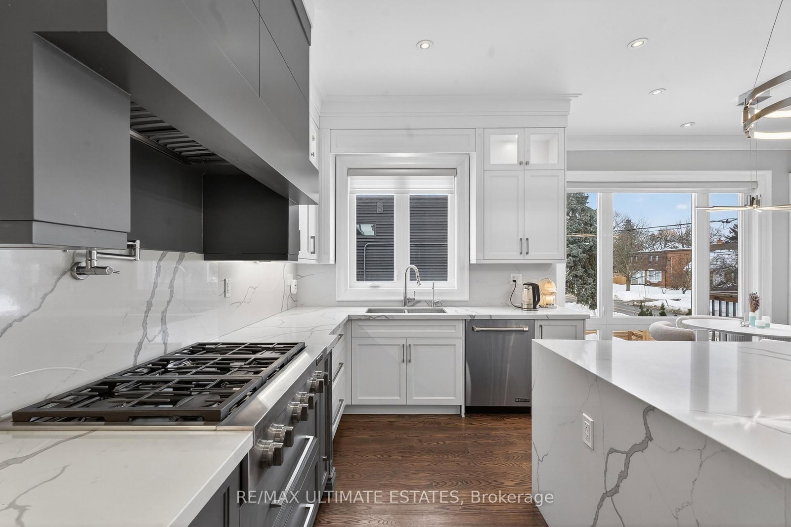 150 Norton Avenue • Toronto, ON photo 14