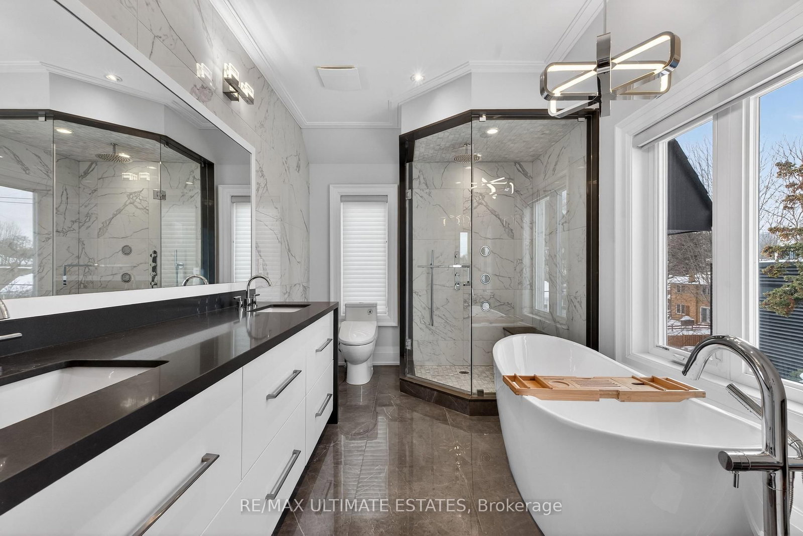 150 Norton Avenue • Toronto, ON photo 18