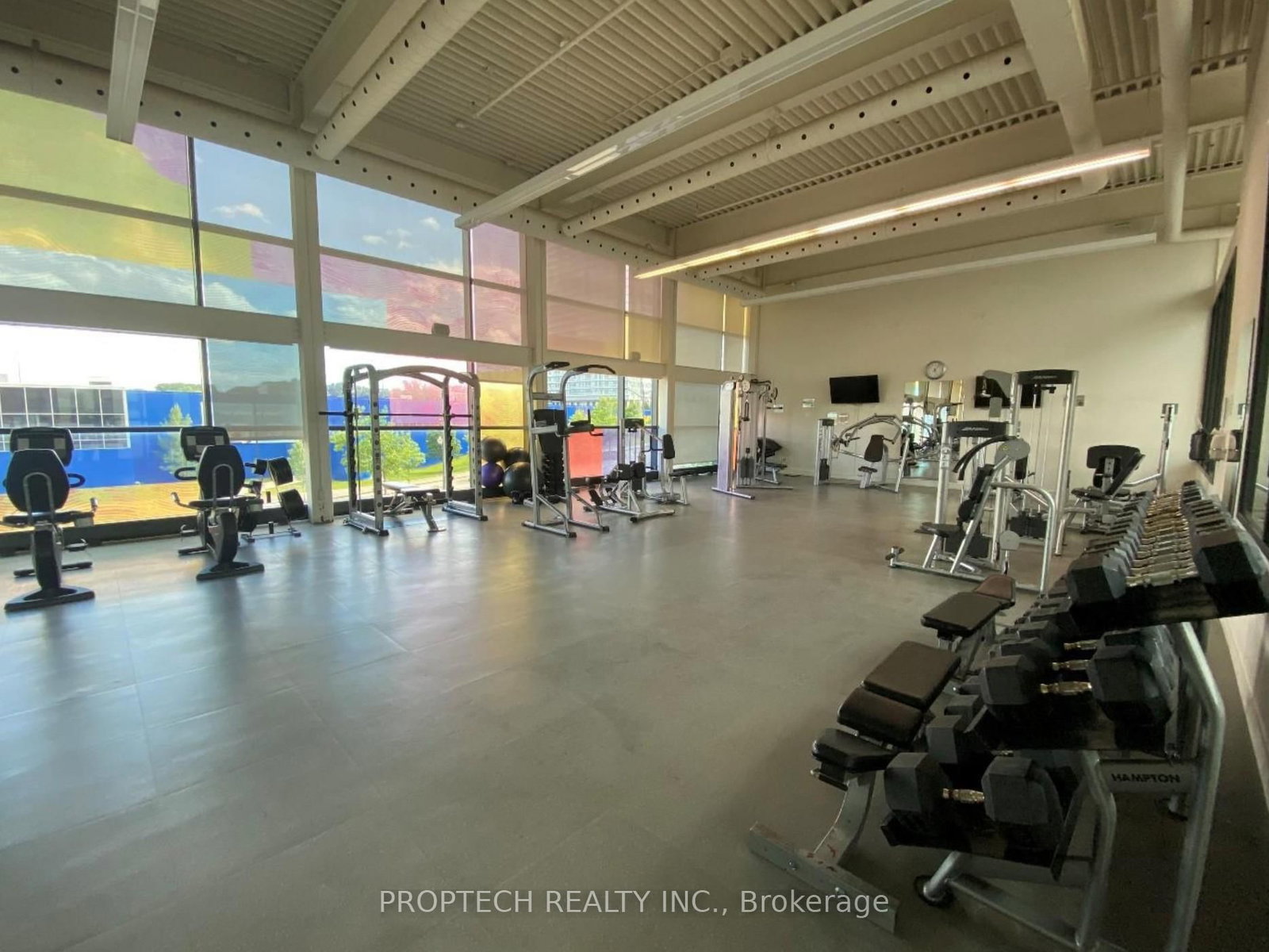 19 Singer Court, Unit 815 - Photo 17