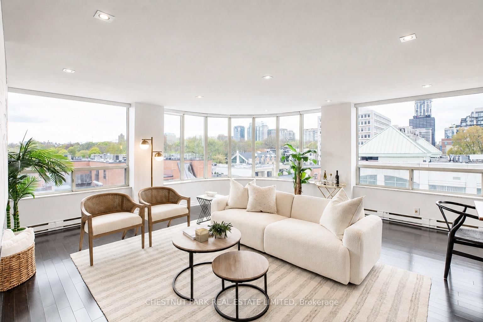 1177 Yonge Street, Unit PH 702