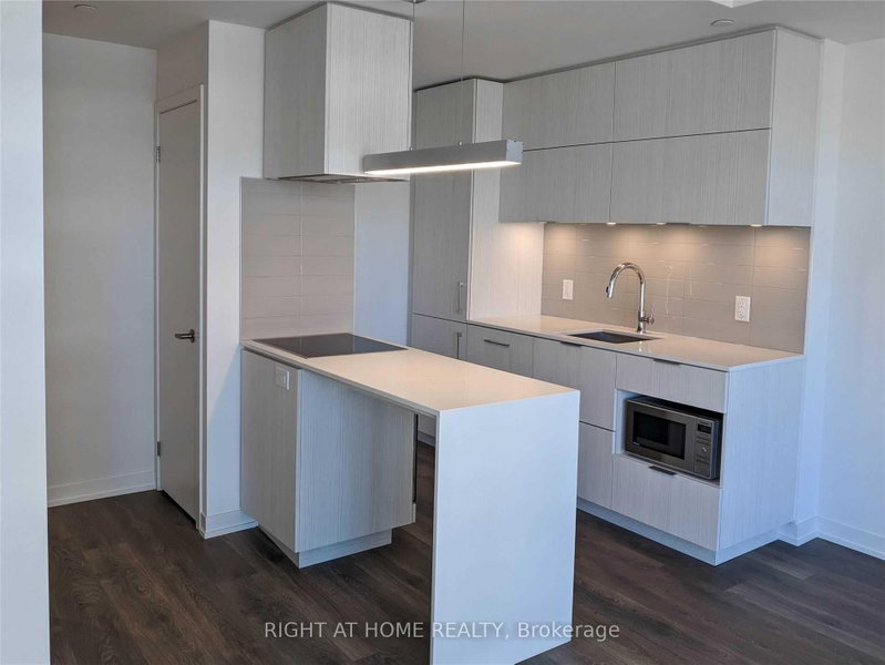 home for lease on 615-20 Richardson Street