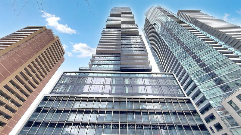 home for lease on 615-61 Charles Street E