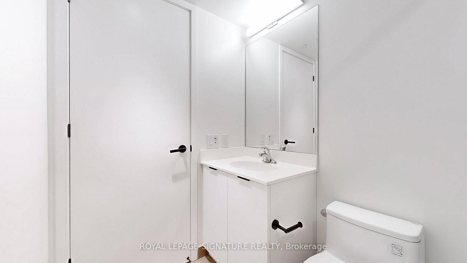 61 Charles Street E, Unit 615 - Photo 23