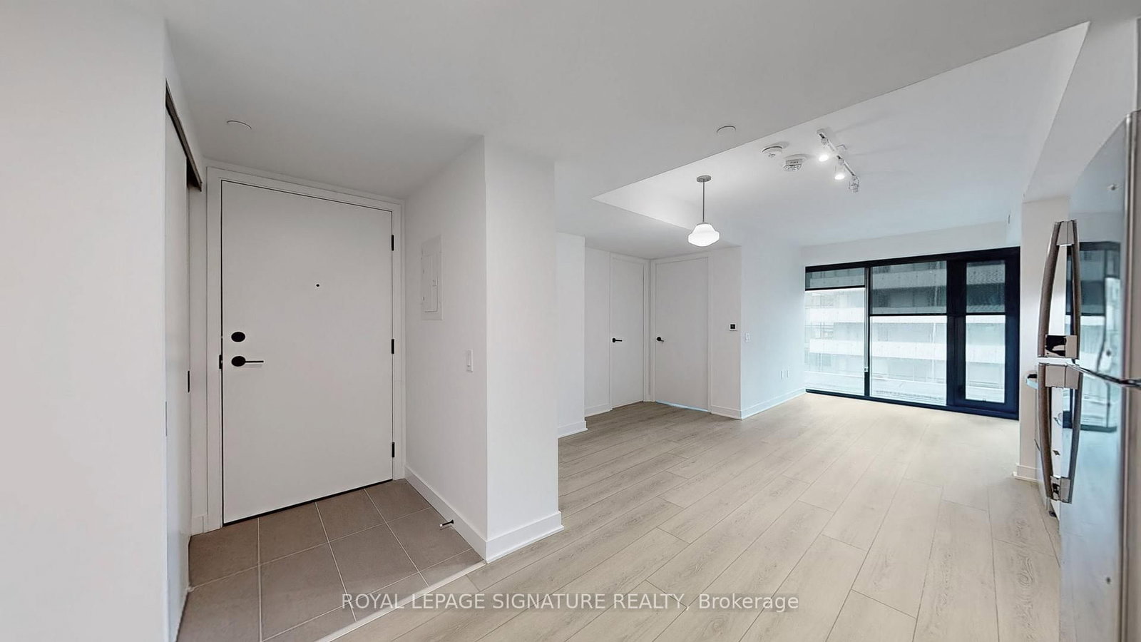 61 Charles Street E, Unit 615 - Photo 7