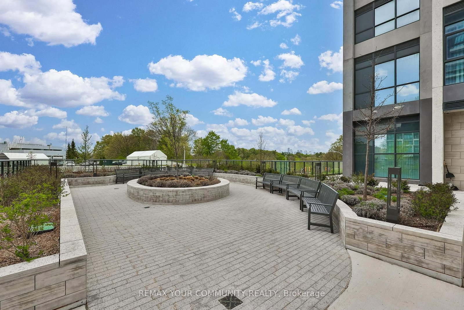 10 Inn On The Park Drive, Unit 110 - Photo 27