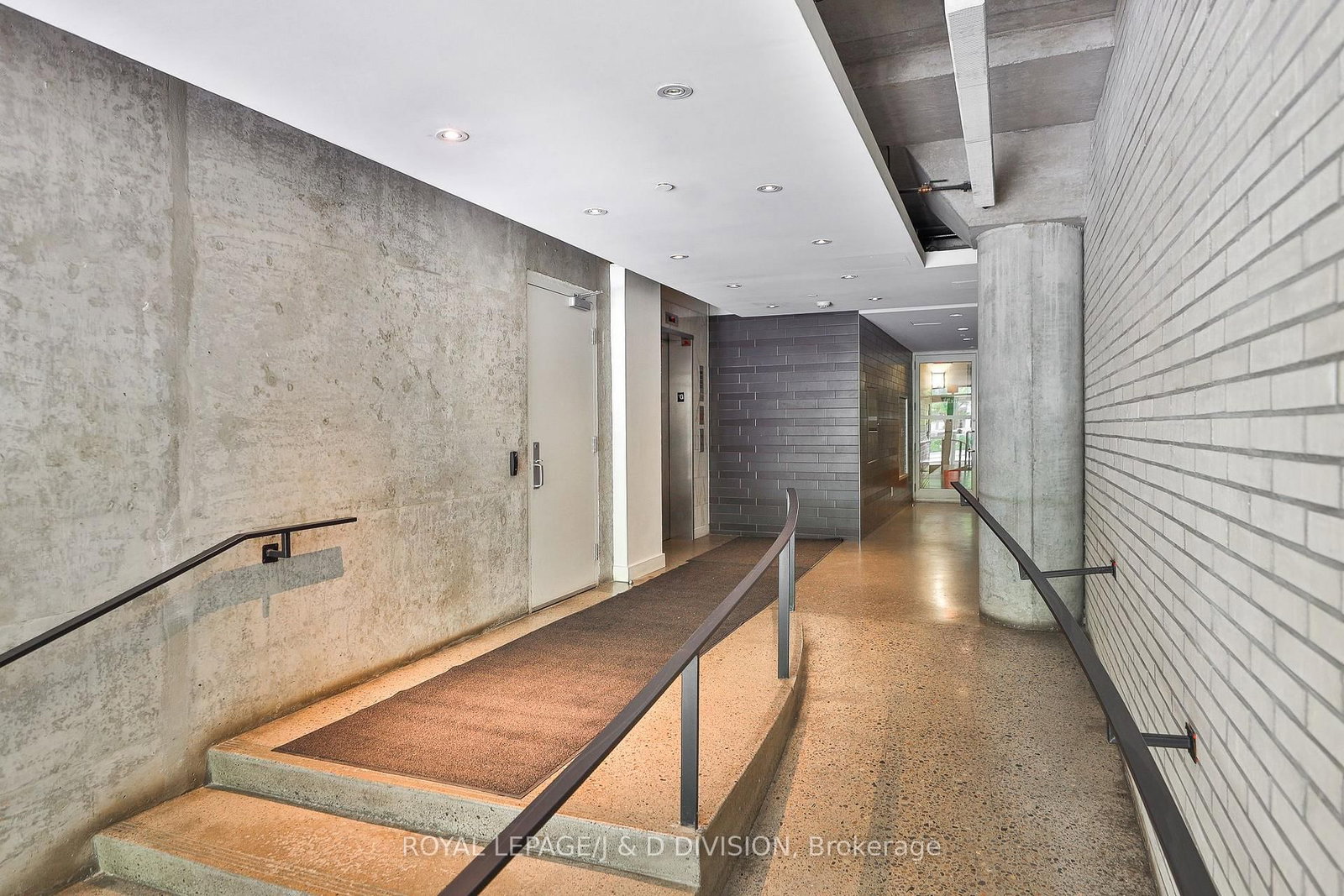 32 Stewart Street, Unit 705 - Photo 4