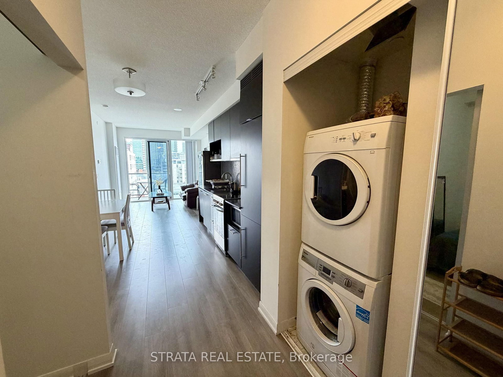 435 Richmond Street W, Unit 1006 - Photo 18
