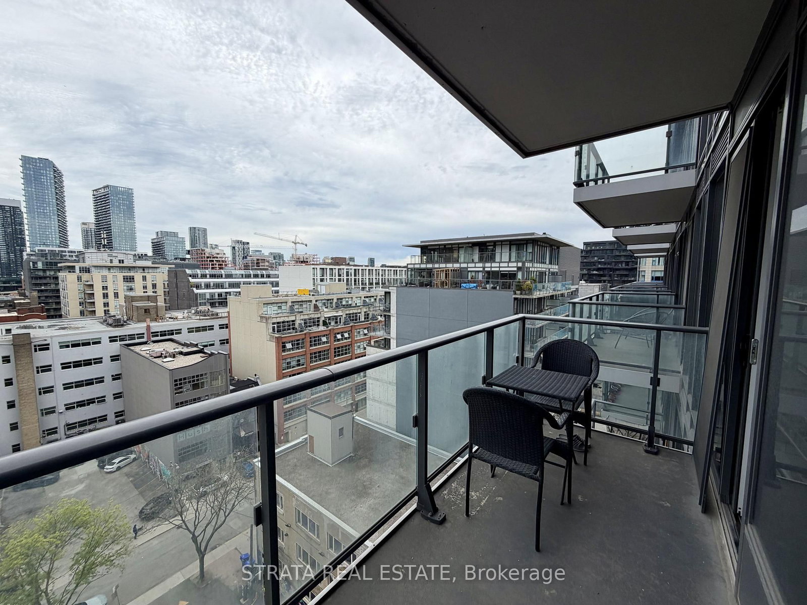 435 Richmond Street W, Unit 1006 - Photo 9