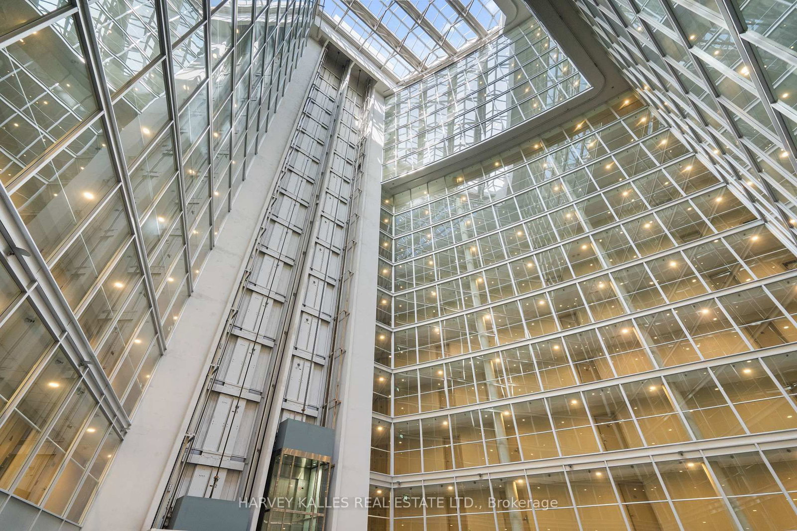 650 Queens Quay W, Unit 803 - Photo 28