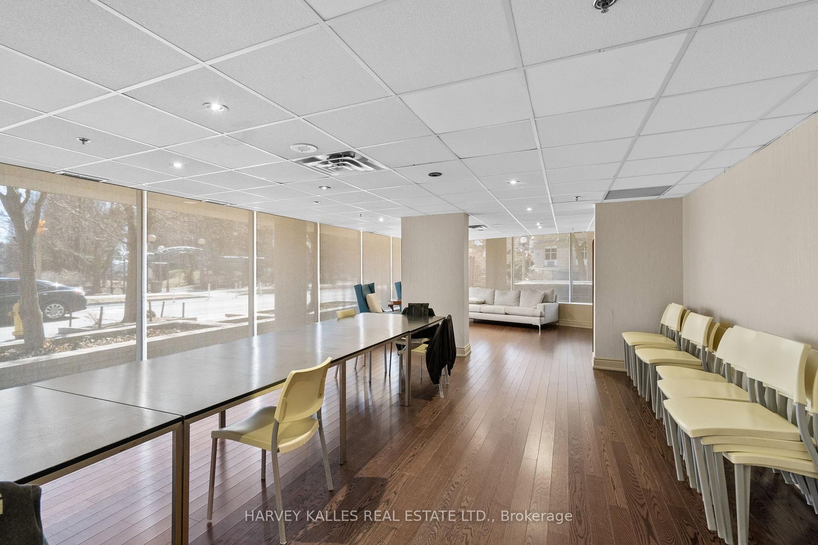 650 Queens Quay W, Unit 803 - Photo 32