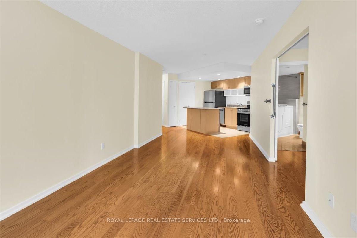 208 W Queens Quay • #1104 • Toronto, ON photo 14