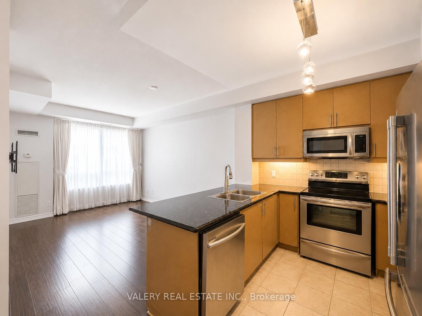 133 Wynford Dr Drive, Unit 304 - Photo 4