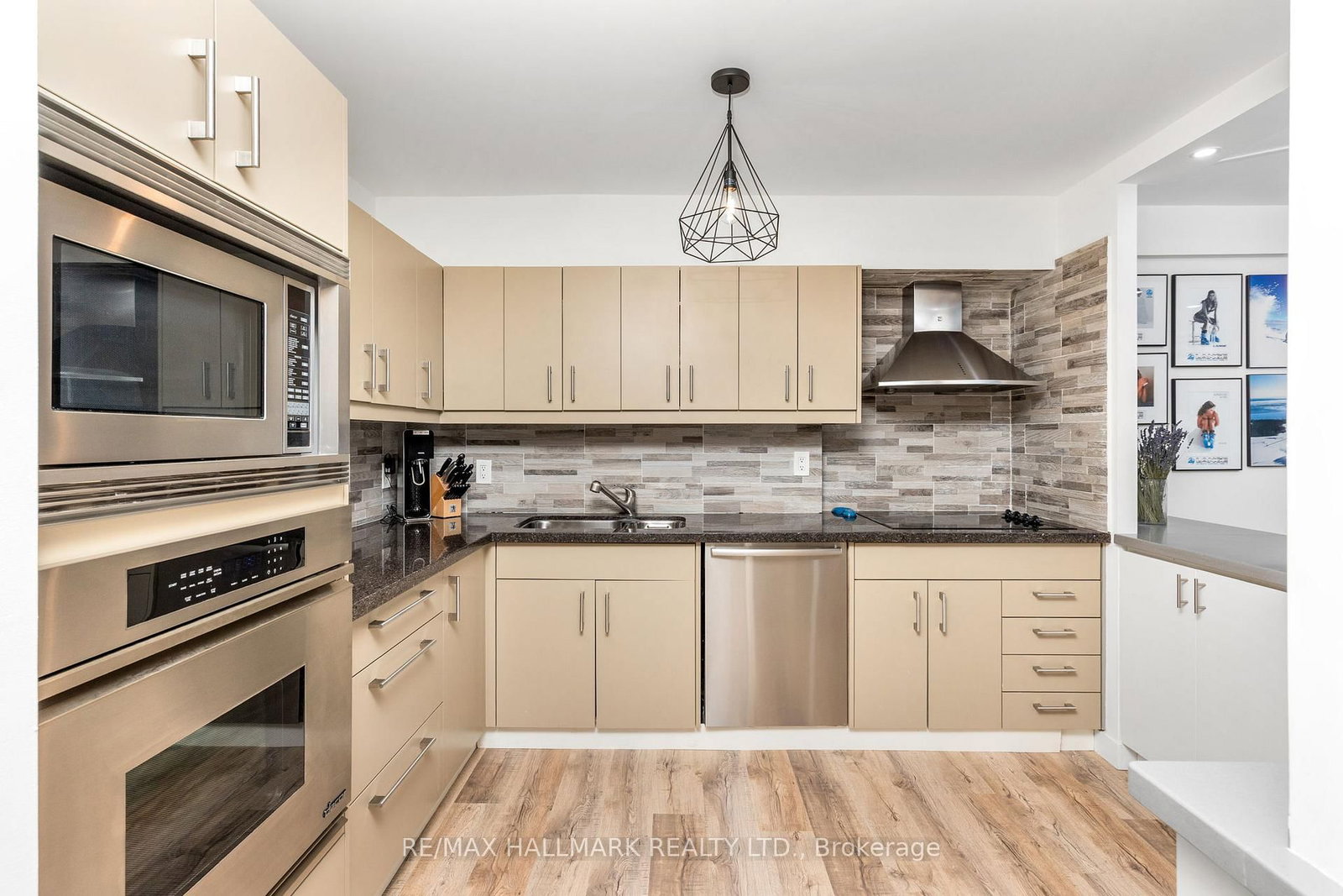 212 St George Street • #203 • Toronto, ON photo 8