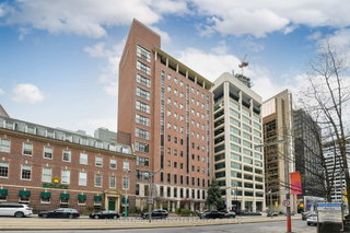 406 - 48 St Clair Avenue W