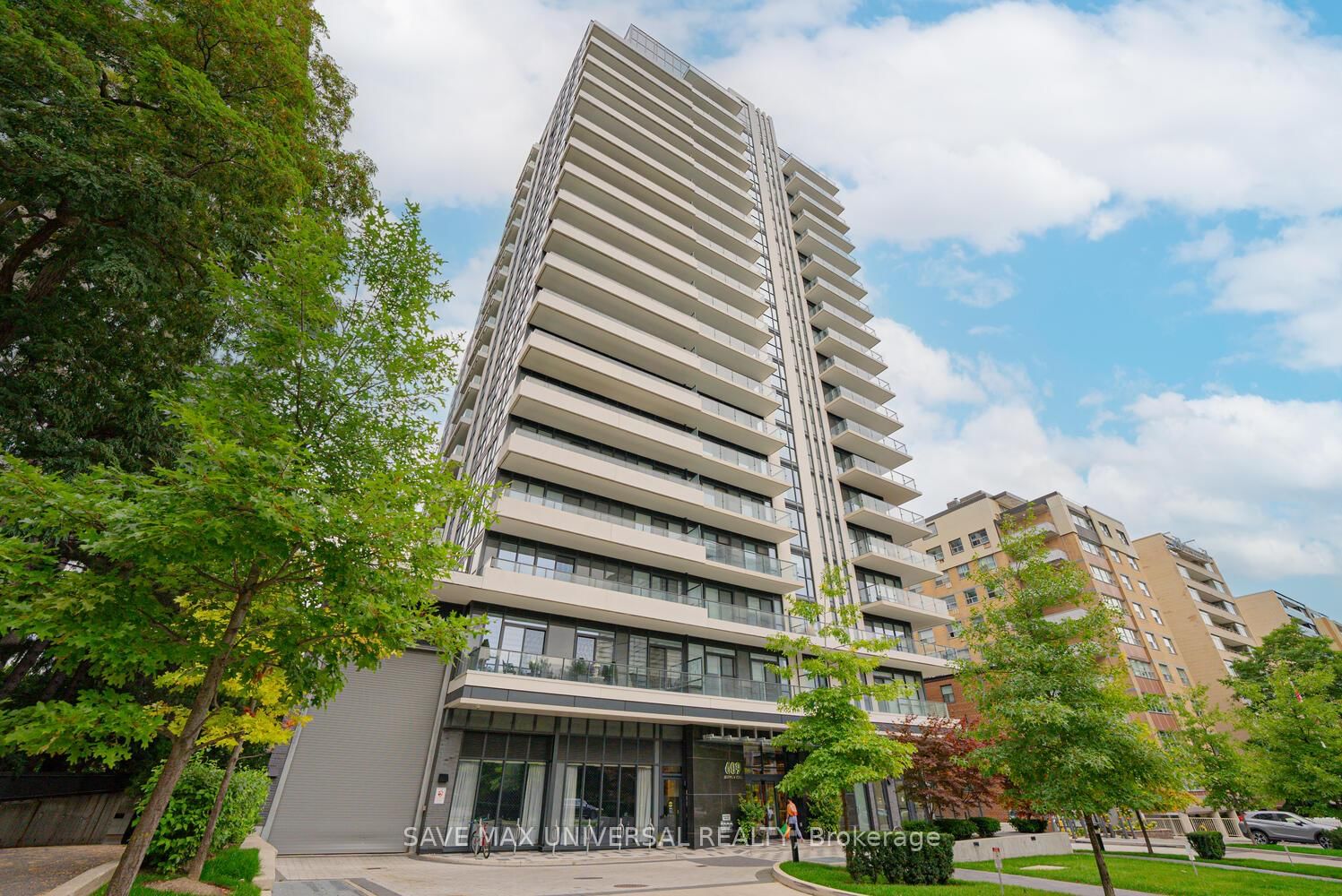 609 Avenue Road, Unit 809 - Photo 3