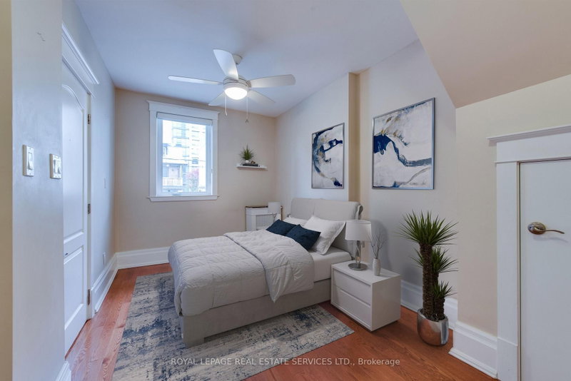 18 Shorncliffe Toronto,ON M5P 2V6 — Photo 12