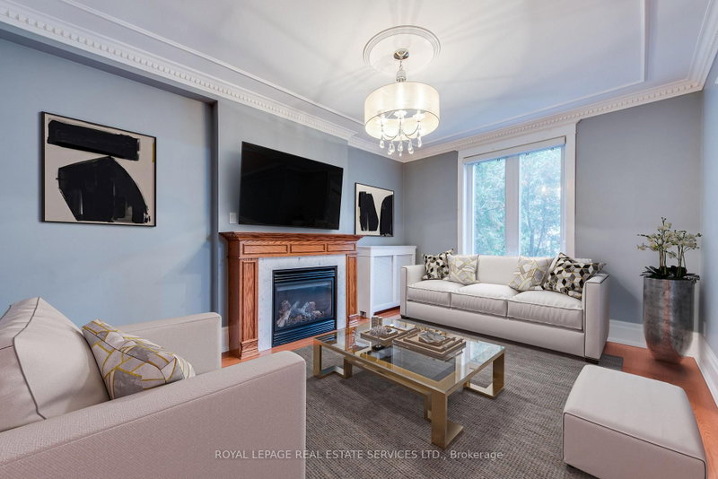 18 Shorncliffe Toronto,ON M5P 2V6 — Photo 6