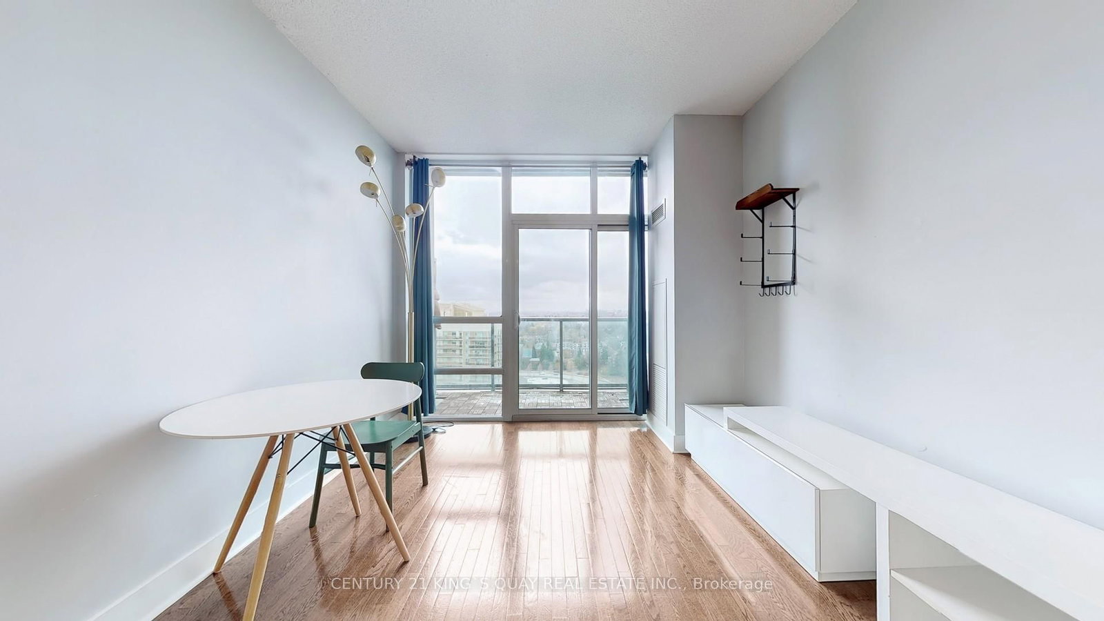26 Norton Avenue, Unit Ph 11 - Photo 13