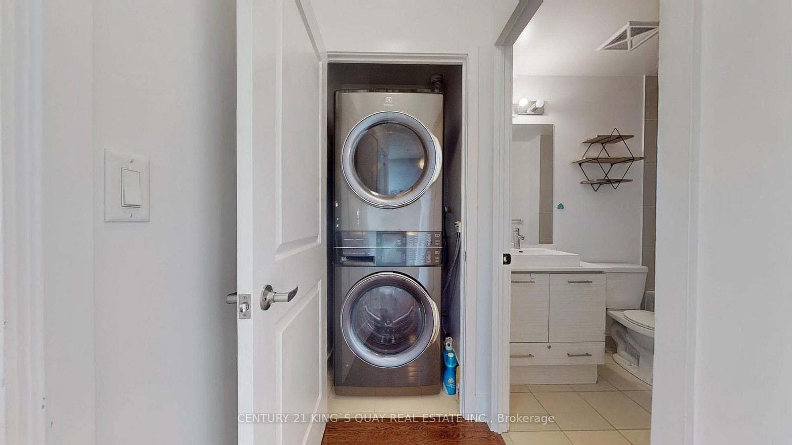 26 Norton Avenue, Unit Ph 11 - Photo 29