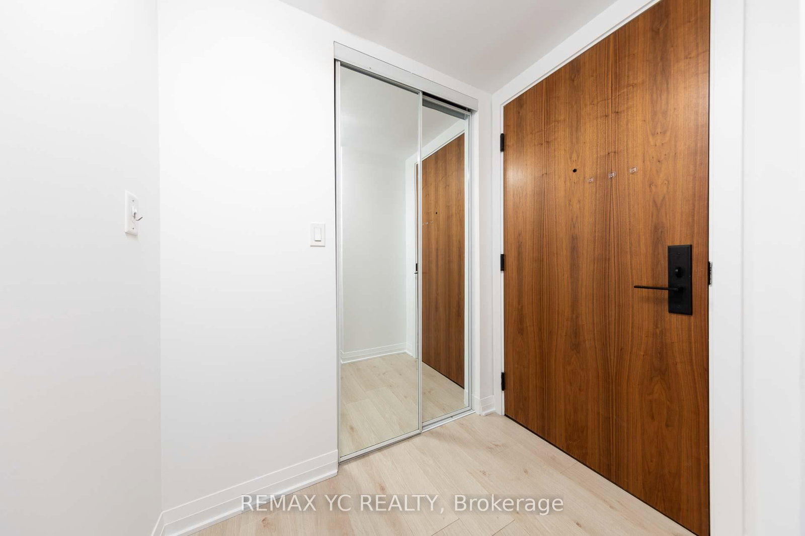 99 Foxbar Road, Unit 1908 - Photo 18