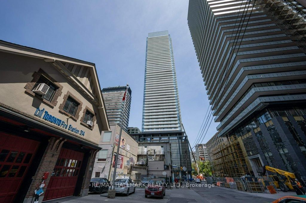 501 Yonge Street, Unit 3202 - Photo 2