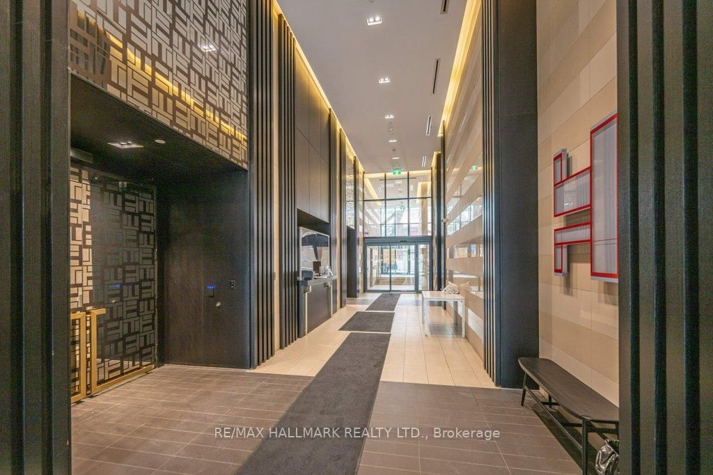 501 Yonge Street, Unit 3202 - Photo 3