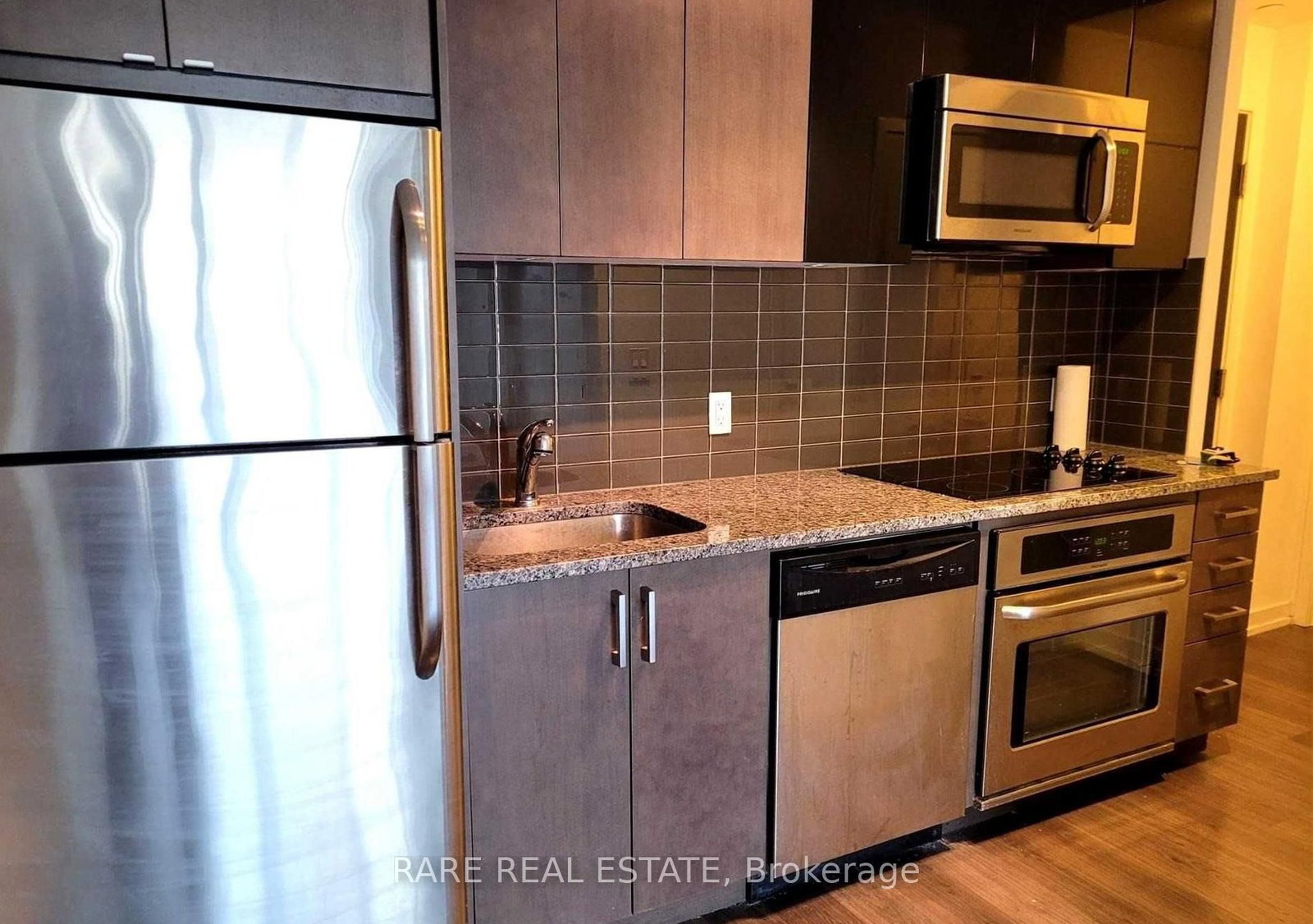 89 Dunfield Avenue, Unit 638 - Photo 4