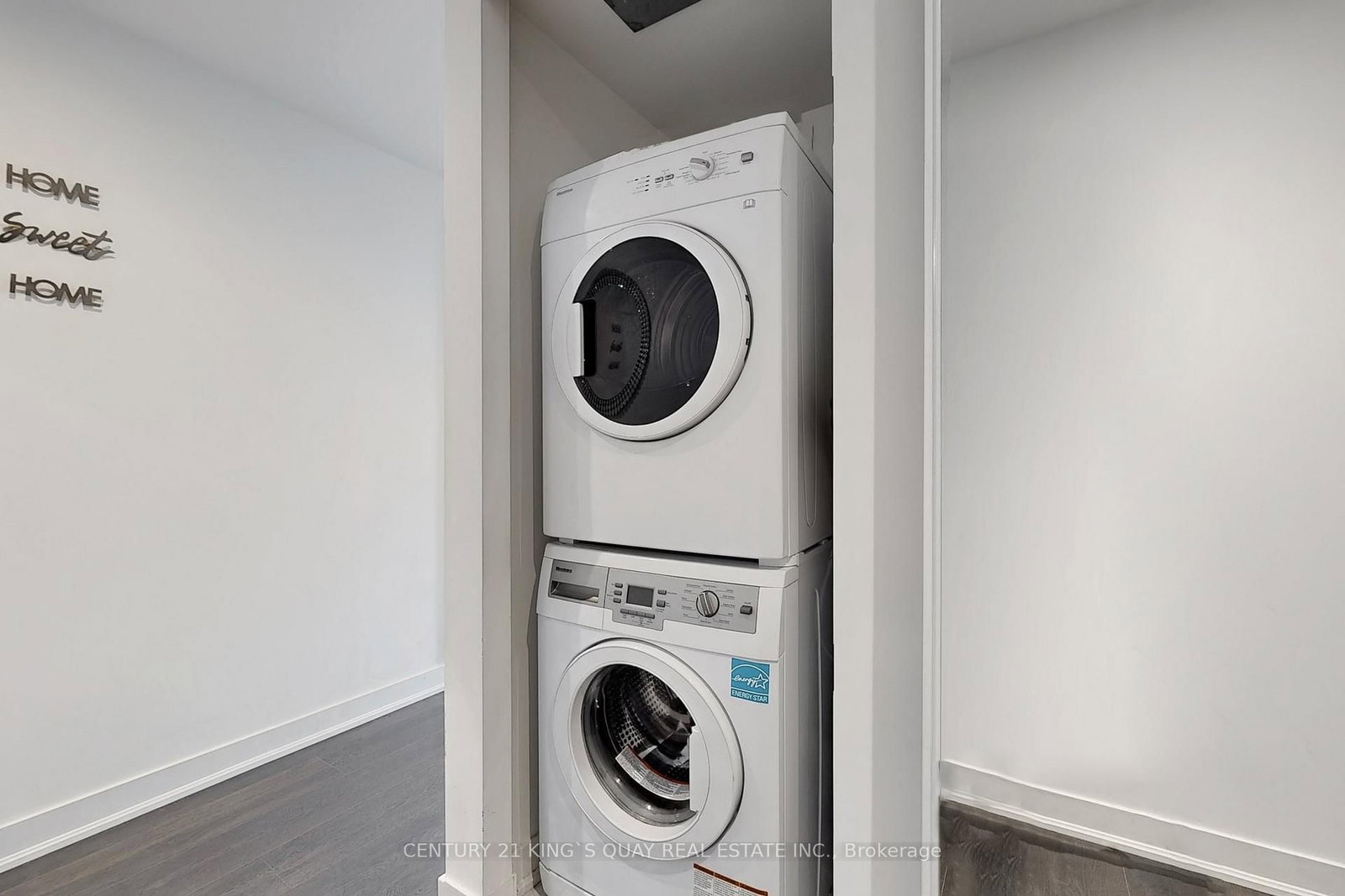 88 Harbour Street, Unit 4204 - Photo 28