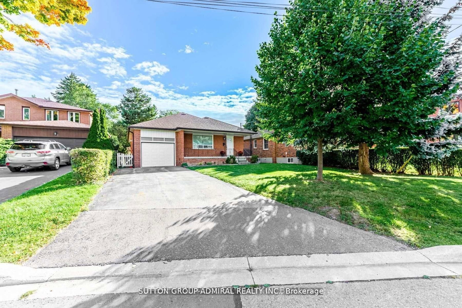 BSMT-19 Tobruk Crescent, Toronto, ON