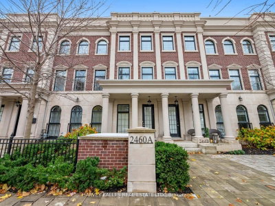 4-bed Townhouse · 2460A Bayview Ave