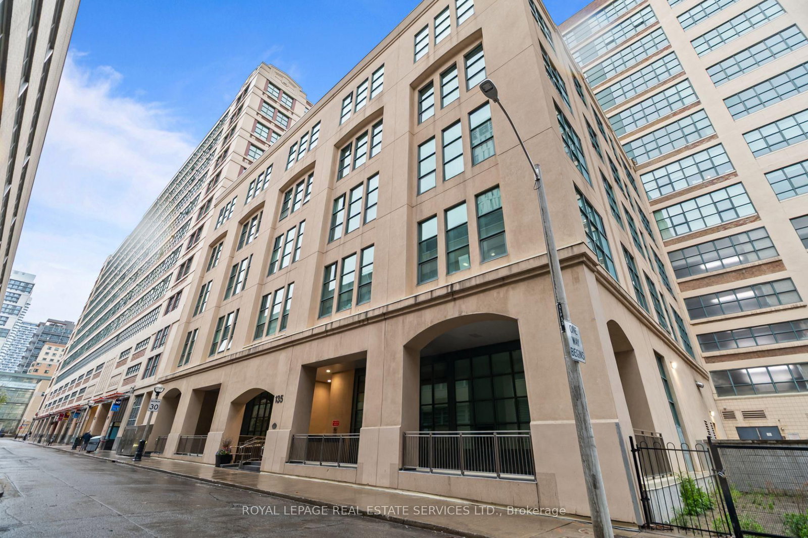 135 Dalhousie Street, Unit 501 - Photo 2