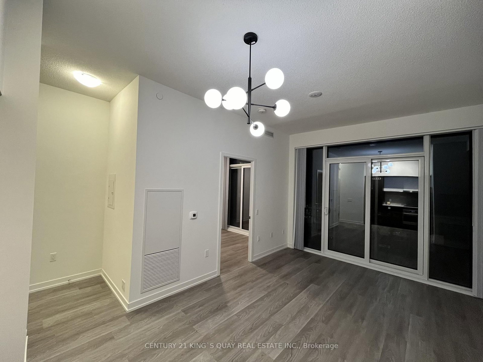 55 Cooper Street, Unit 4111 - Photo 4