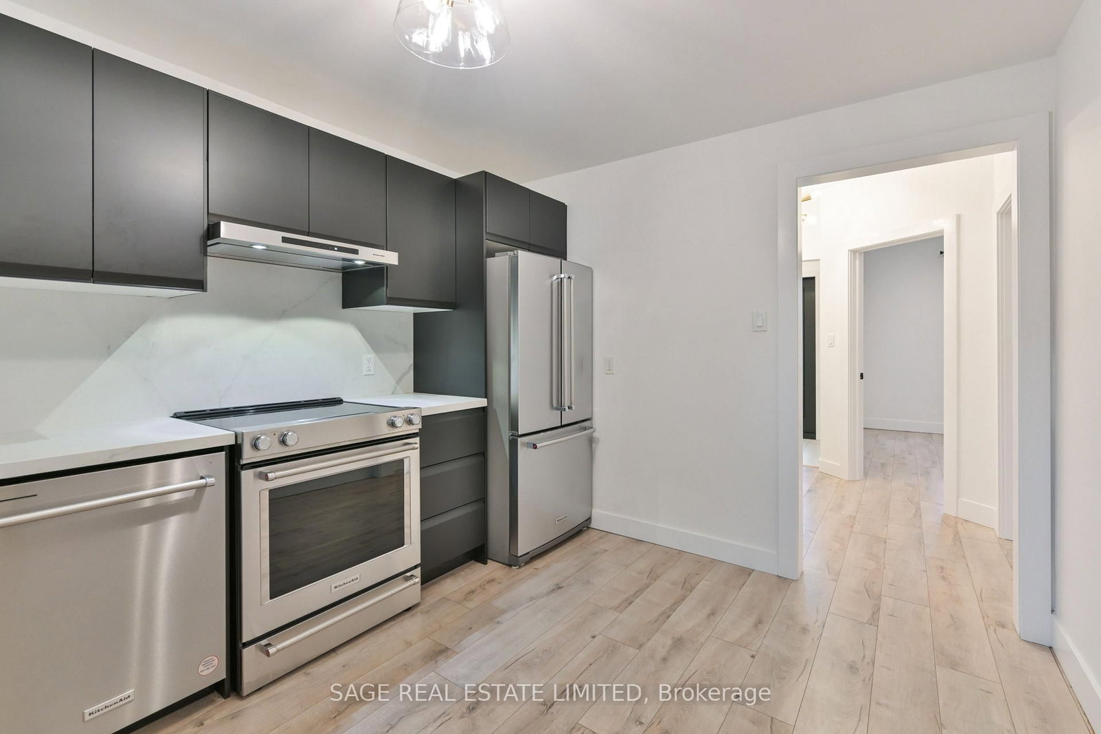 25 Palmerston Avenue, Unit Main - Photo 8