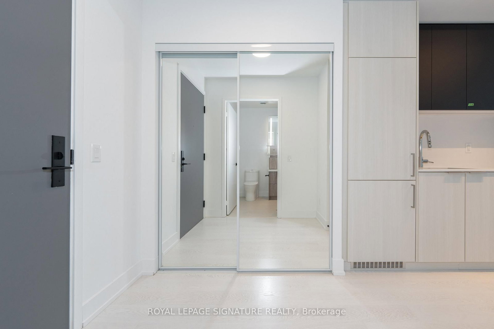 308 Jarvis Street, Unit 1304 - Photo 3
