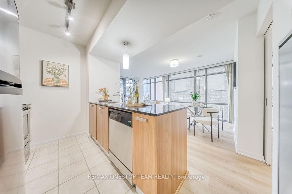 38 Grenville Street, Unit 508 - Photo 7