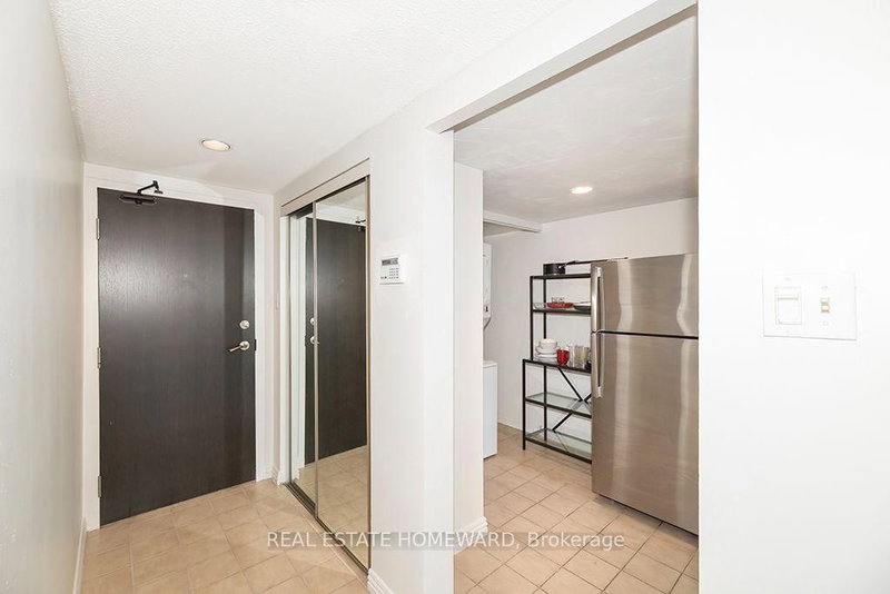 #1210 - 15 Maitland Place