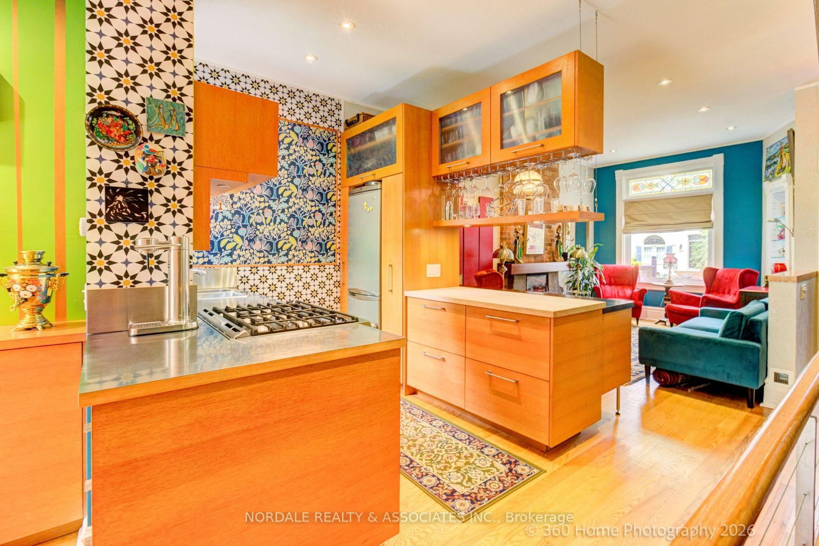 Listing Image 7