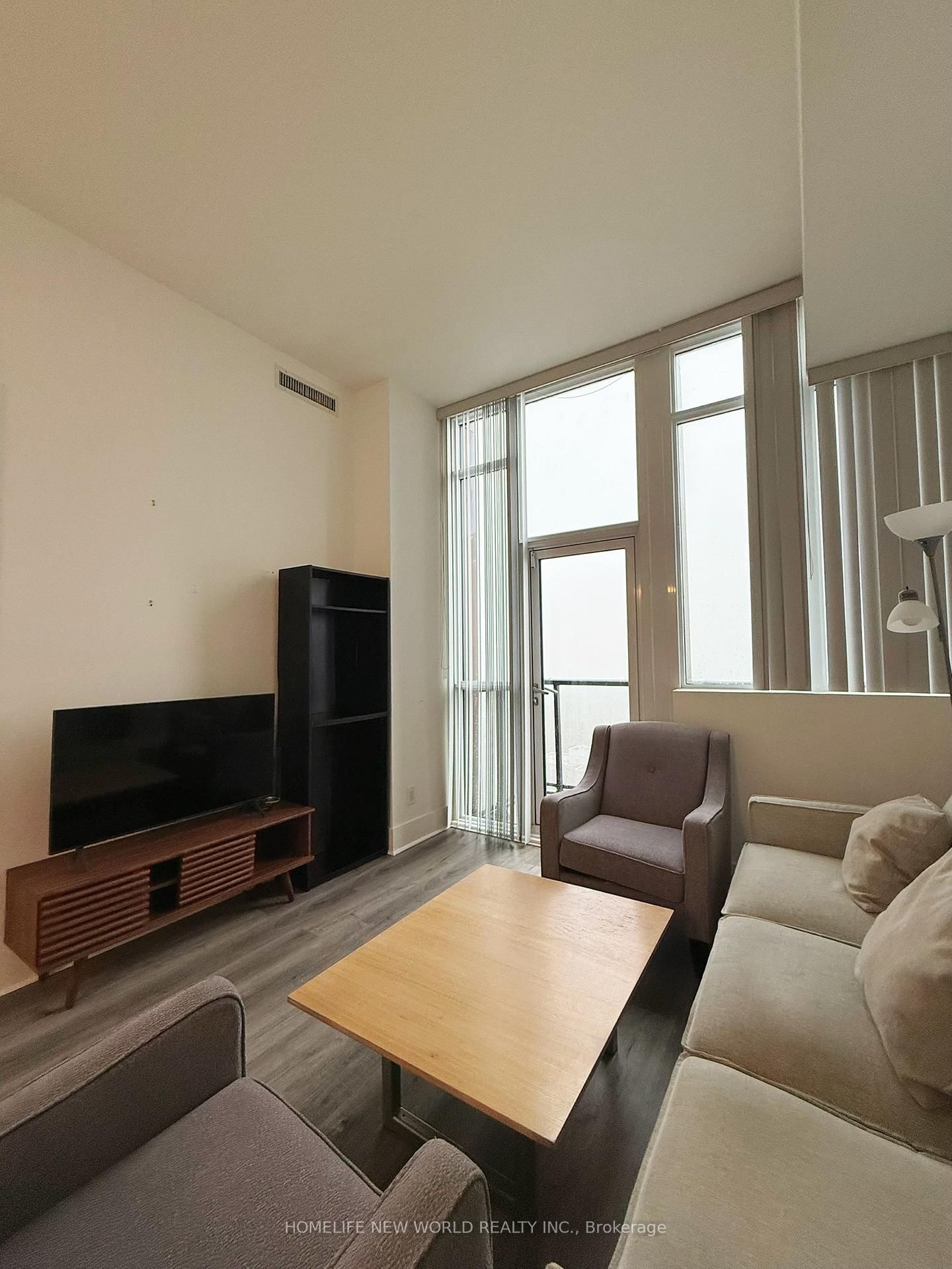 32 Davenport Road, Unit 2506 - Photo 9
