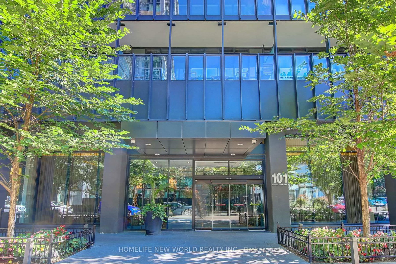 610-101 Charles Street, Toronto, ON, photo 4