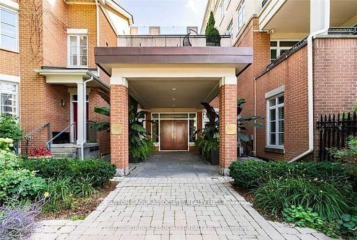 home for lease on 108-21 Shaftesbury Avenue