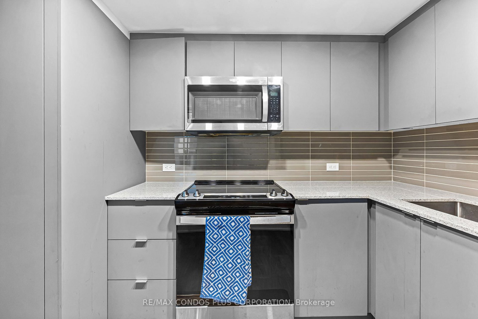 30 Tretti Way, Unit 311 - Photo 4