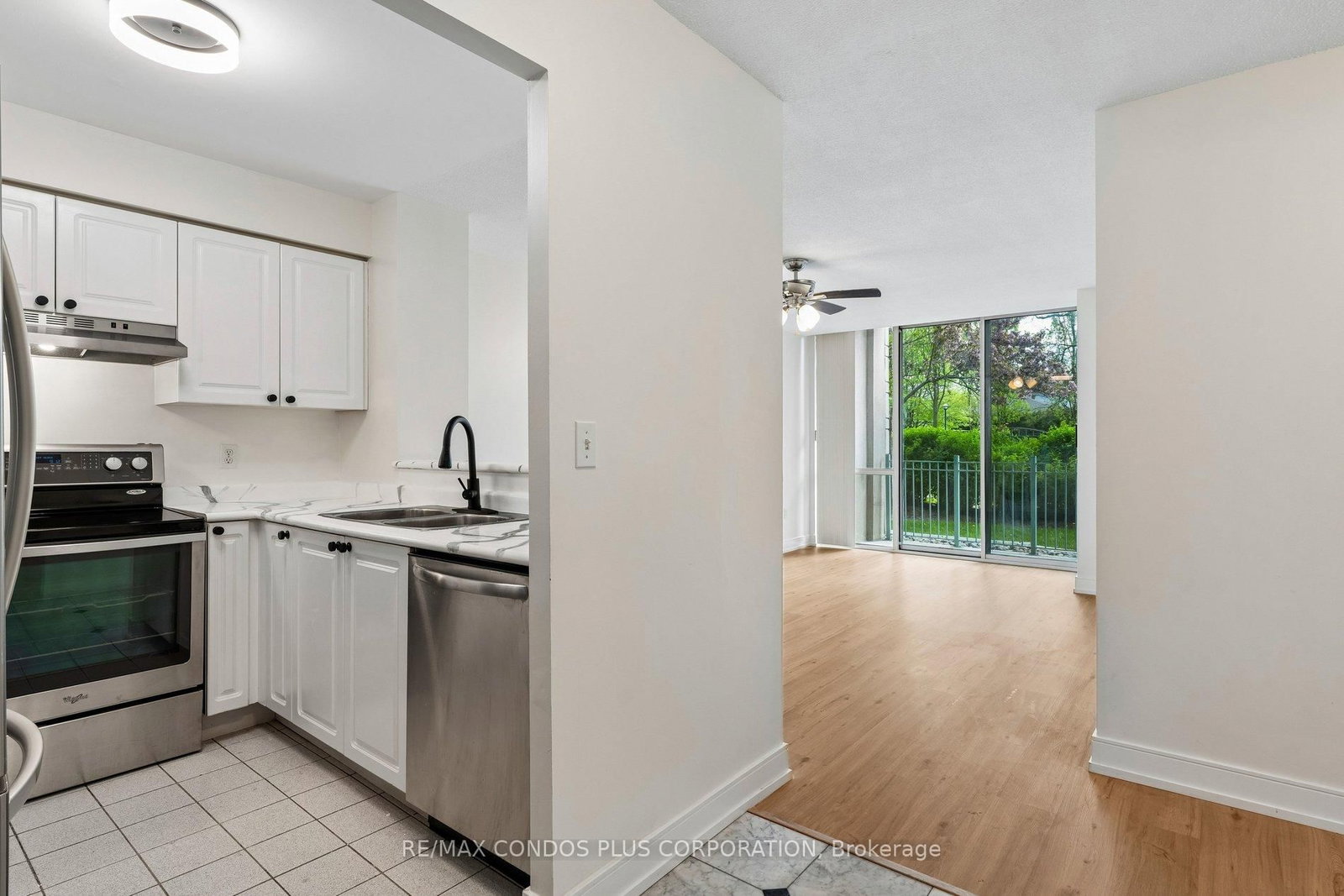 28 Pemberton Avenue, Unit 107 - Photo 2